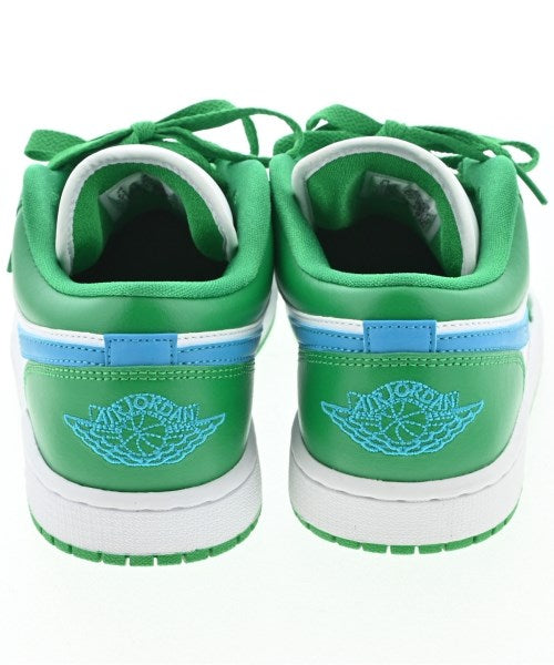 NIKE รองเท้าผ้าใบ