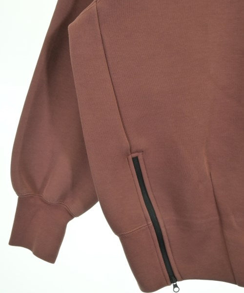NIKE เสื้อสเวตเตอร์