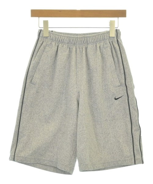 NIKE กางเกงขาสั้น