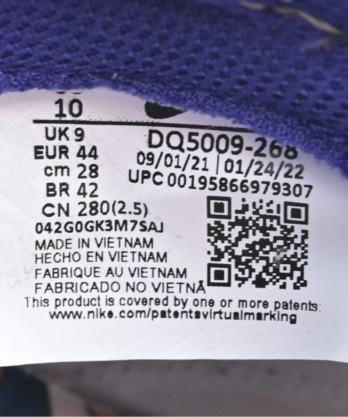 NIKE รองเท้าผ้าใบ