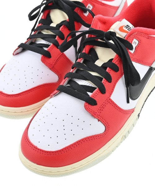 NIKE รองเท้าผ้าใบ