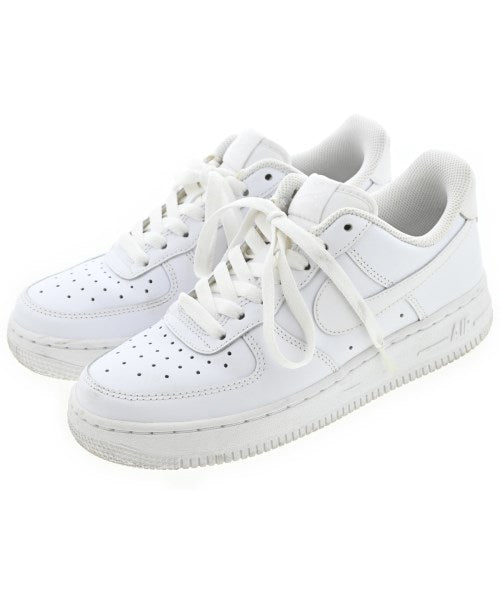 NIKE รองเท้าผ้าใบ