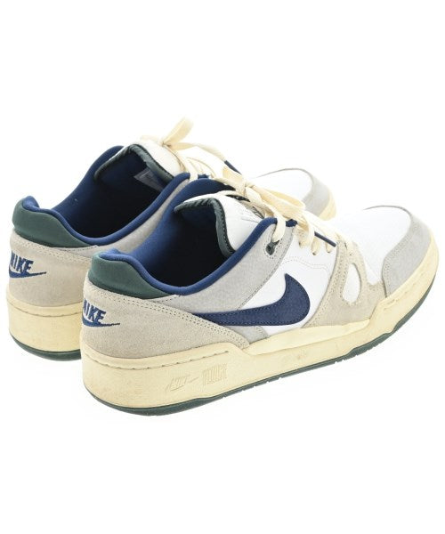 NIKE รองเท้าผ้าใบ