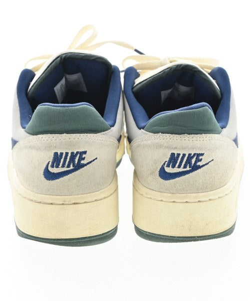 NIKE รองเท้าผ้าใบ