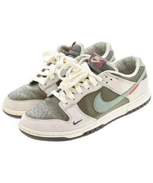 NIKE รองเท้าผ้าใบ