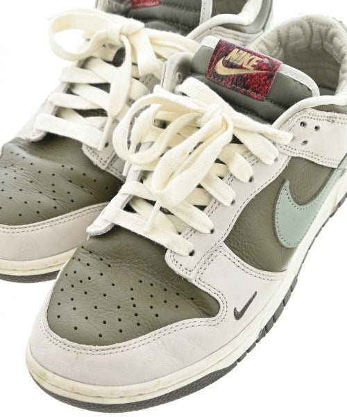 NIKE รองเท้าผ้าใบ