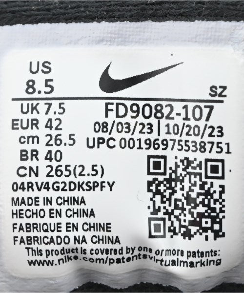 NIKE รองเท้าผ้าใบ