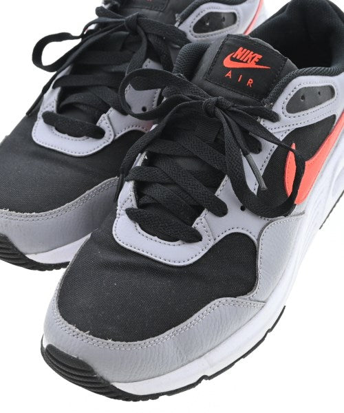 NIKE รองเท้าผ้าใบ