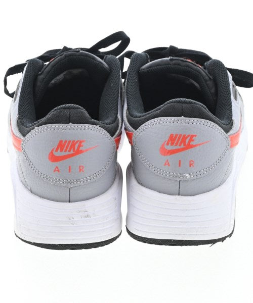 NIKE รองเท้าผ้าใบ