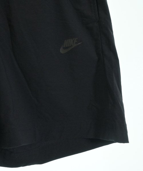 NIKE กางเกงขาสั้น