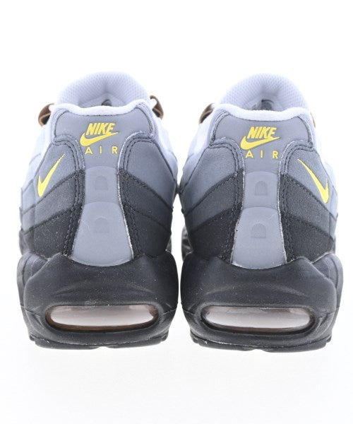 NIKE รองเท้าผ้าใบ