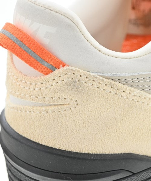 NIKE รองเท้าผ้าใบ