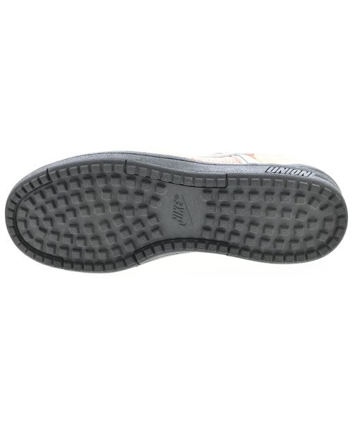 NIKE รองเท้าผ้าใบ