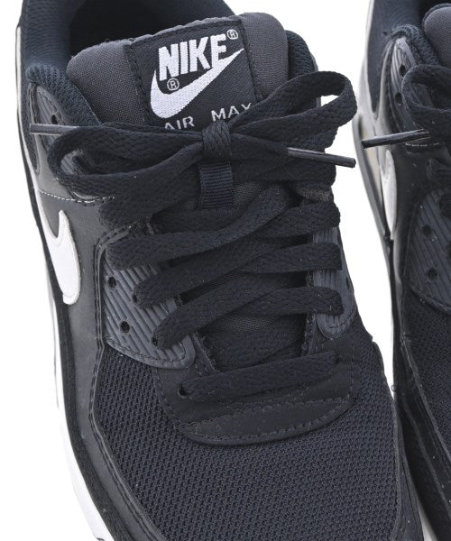 NIKE รองเท้าผ้าใบ