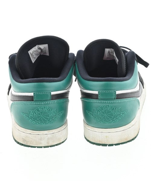 NIKE รองเท้าผ้าใบ