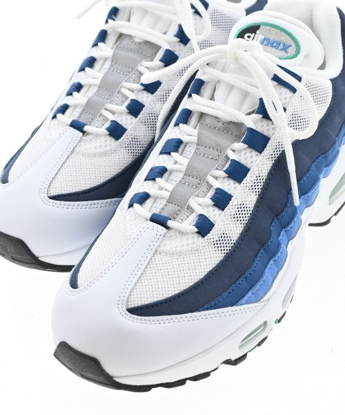 NIKE รองเท้าผ้าใบ
