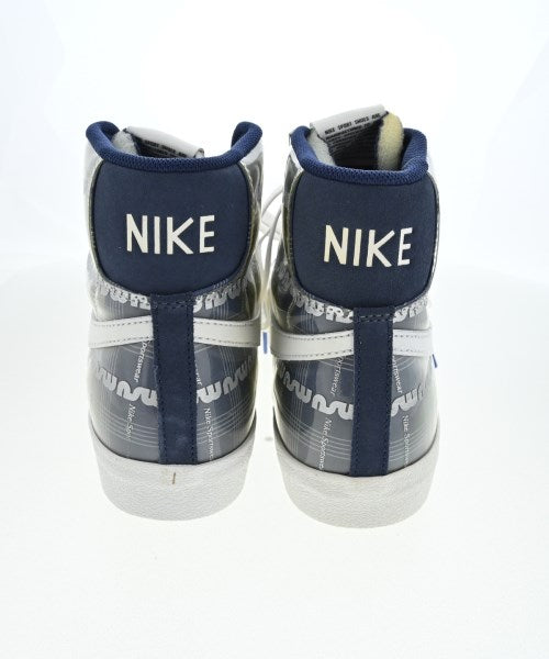 NIKE รองเท้าผ้าใบ