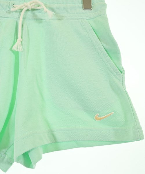 NIKE กางเกงขาสั้น