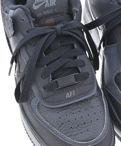 NIKE รองเท้าผ้าใบ