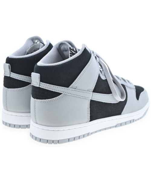 NIKE รองเท้าผ้าใบ