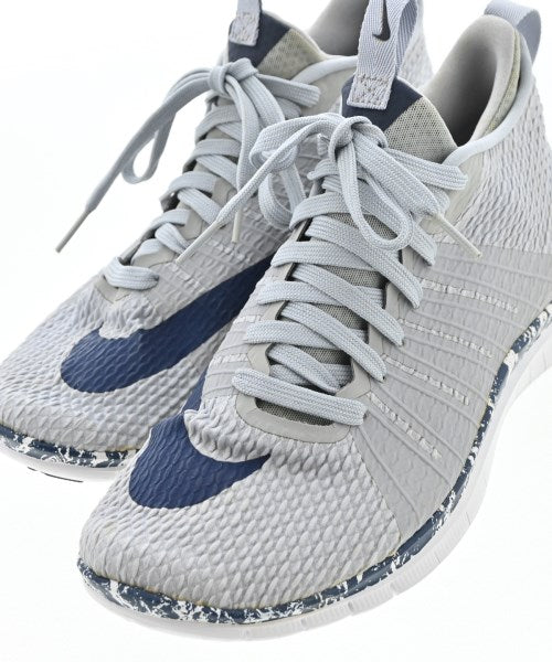 NIKE รองเท้าผ้าใบ