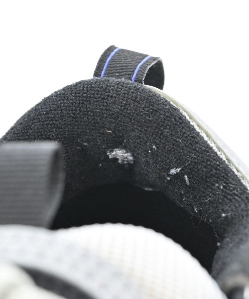 NIKE รองเท้าผ้าใบ