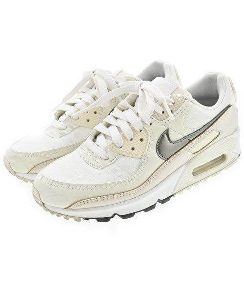 NIKE รองเท้าผ้าใบ