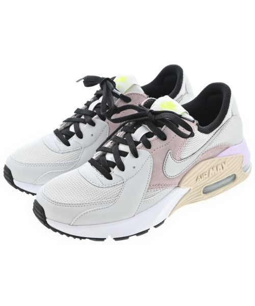 NIKE รองเท้าผ้าใบ