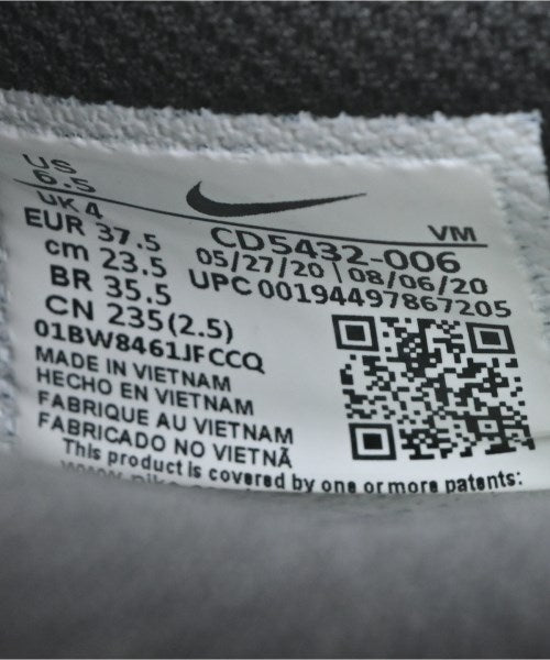 NIKE รองเท้าผ้าใบ
