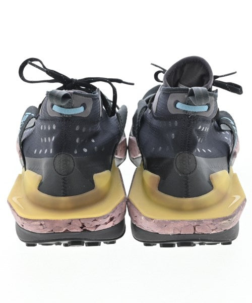 NIKE รองเท้าผ้าใบ