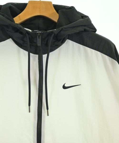 NIKE แจ็คเก็ตเบลาส์ อื่น