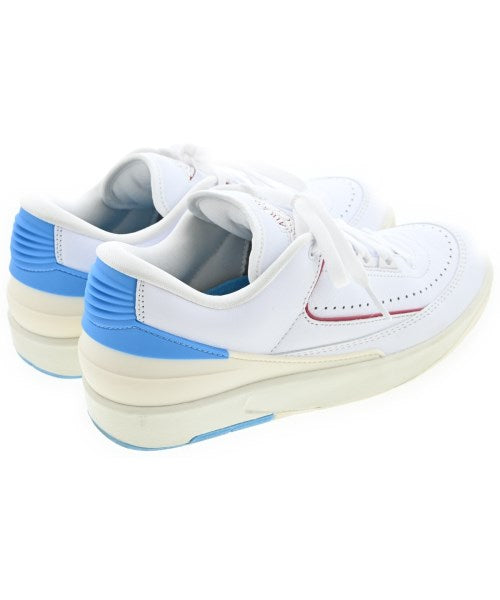NIKE รองเท้าผ้าใบ