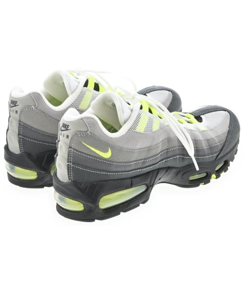NIKE รองเท้าผ้าใบ