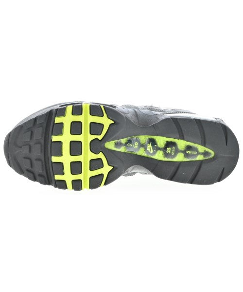 NIKE รองเท้าผ้าใบ
