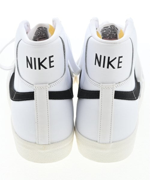 NIKE รองเท้าผ้าใบ