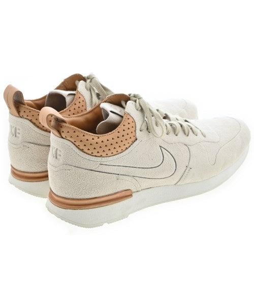 NIKE รองเท้าผ้าใบ