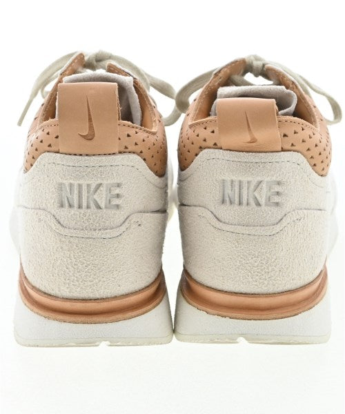 NIKE รองเท้าผ้าใบ