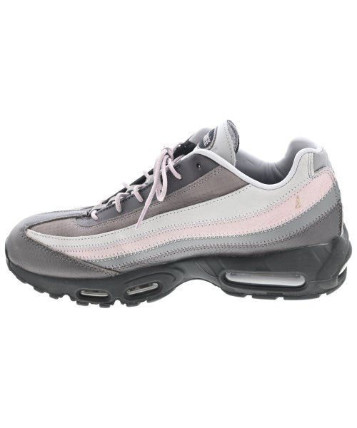 NIKE รองเท้าผ้าใบ
