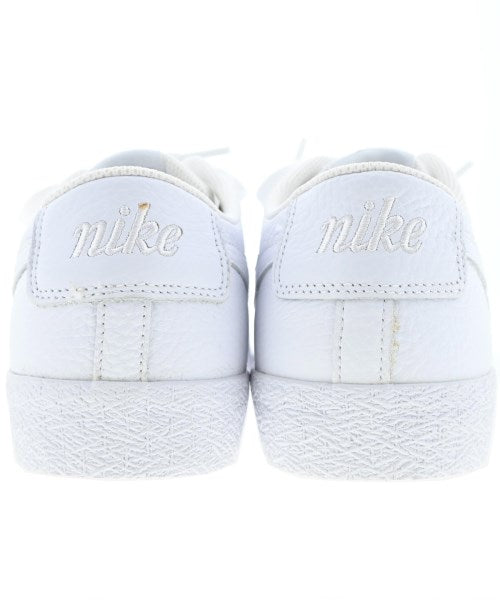 NIKE รองเท้าผ้าใบ