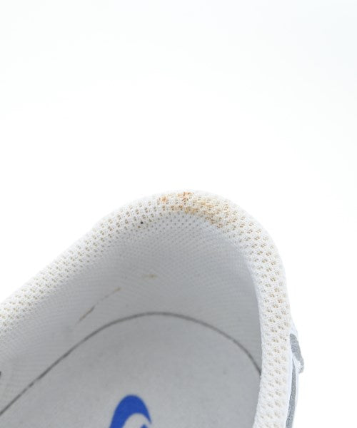 NIKE รองเท้าผ้าใบ