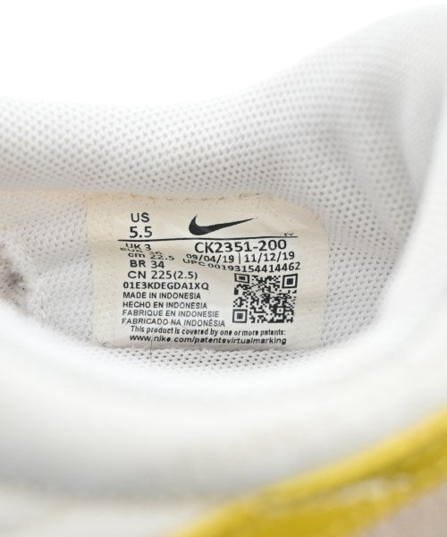 NIKE รองเท้าผ้าใบ