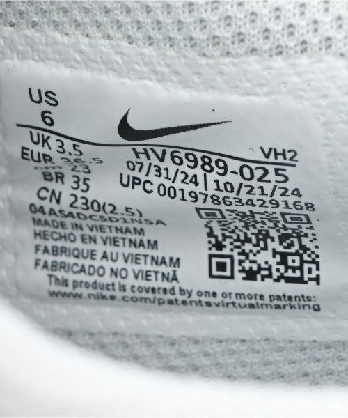 NIKE รองเท้าผ้าใบ