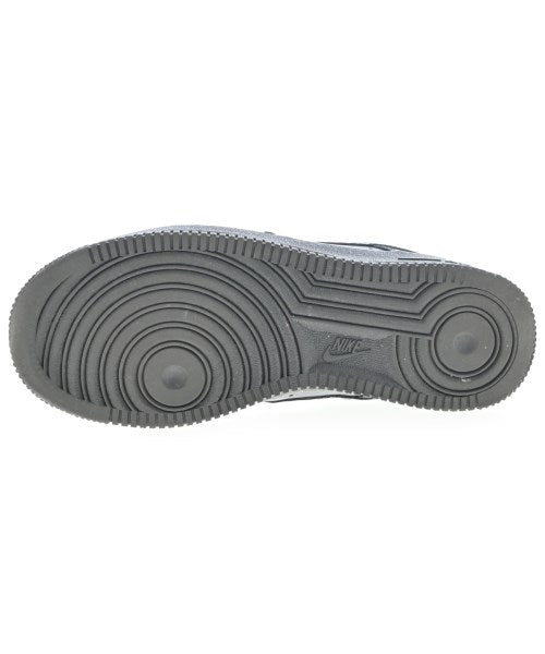 NIKE รองเท้าผ้าใบ
