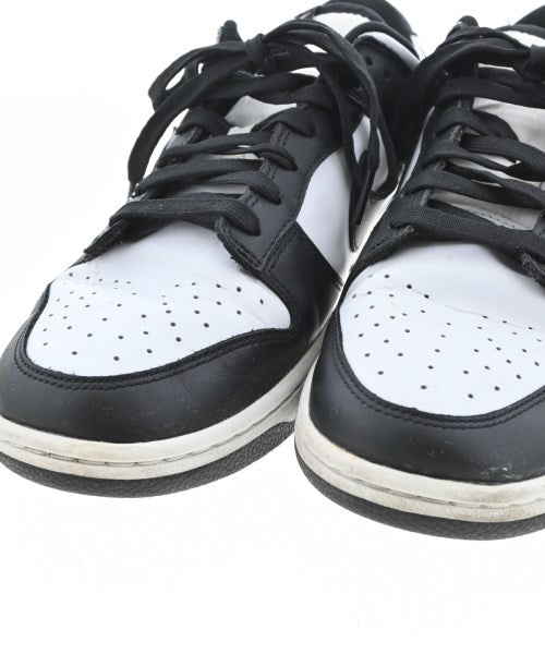NIKE รองเท้าผ้าใบ