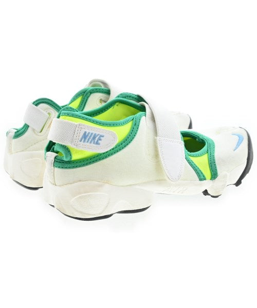 NIKE รองเท้าผ้าใบ