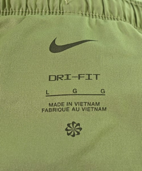 NIKE กางเกงขาสั้น