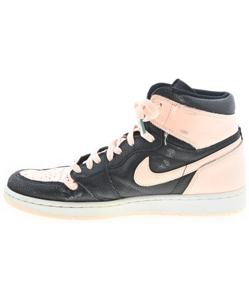 NIKE รองเท้าผ้าใบ
