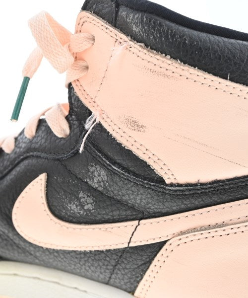 NIKE รองเท้าผ้าใบ