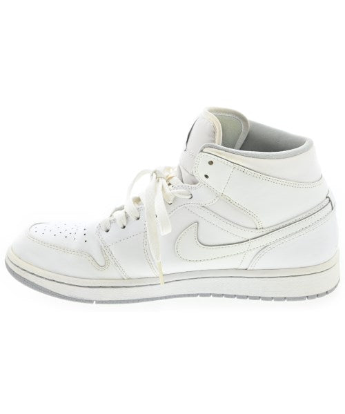 NIKE รองเท้าผ้าใบ