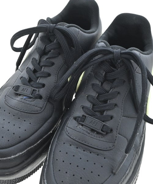 NIKE รองเท้าผ้าใบ